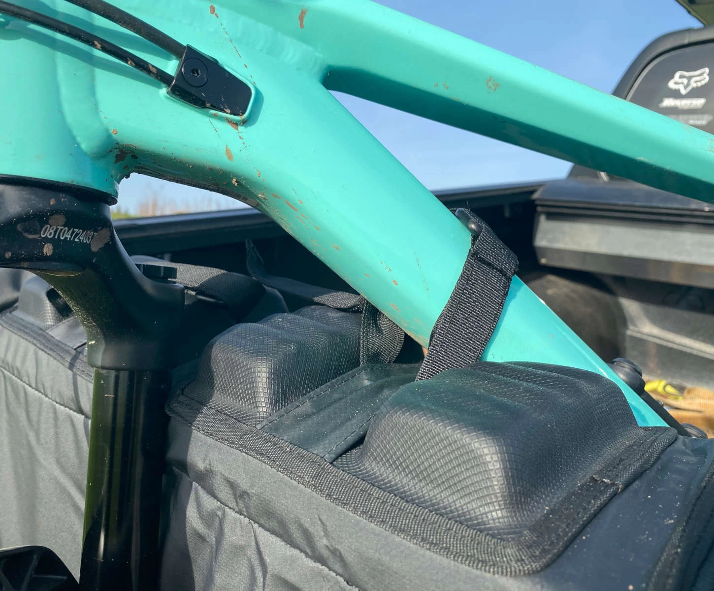 Reverse ''United In Shred'' Pickup Tailgate Pad 5 Reverse ''United In Shred'' Pickup Tailgate Pad – Bild 3