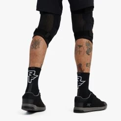 Race Face Ambush Knee - Stealth -Berg Fahrrad Geschaft 821973447582 AMBUSH KNEE STEALTH M D2