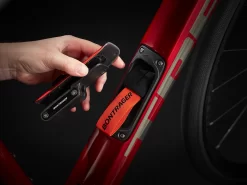 Domane SL 6 ETap Crimson/Trek Black -Berg Fahrrad Geschaft DomaneSL6eTap 22 35028 A Alt3