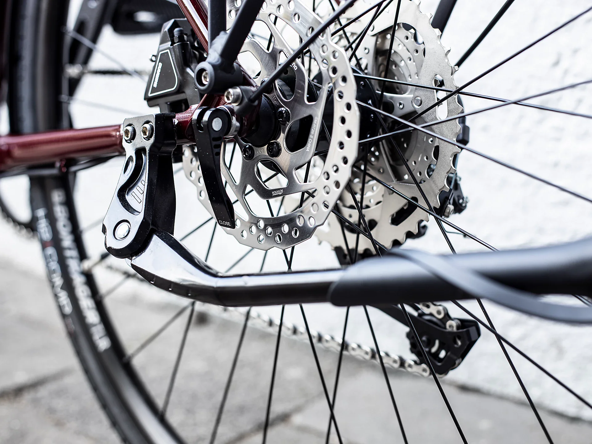 Trek FX 3 Disc Equipped Viper Red To Cobra Blood Fade 8 Trek FX 3 Disc Equipped Viper Red To Cobra Blood Fade – Bild 6