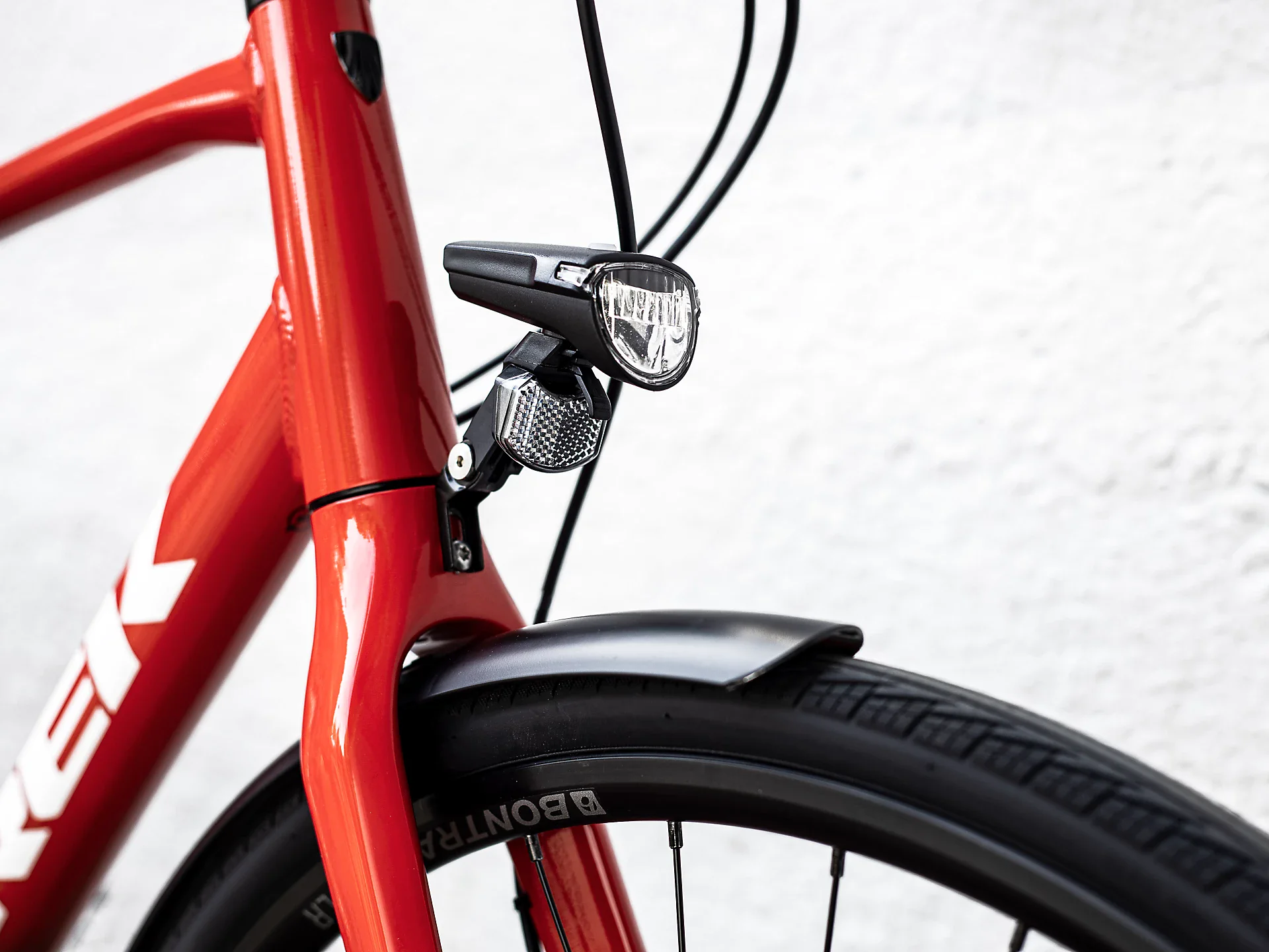 Trek FX 3 Disc Equipped Viper Red To Cobra Blood Fade 11 Trek FX 3 Disc Equipped Viper Red To Cobra Blood Fade – Bild 9