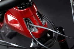 Haibike AllMtn CF 12 MTB Fully - Gloss Matte Dyn Red Black 18 Haibike AllMtn CF 12 MTB Fully - Gloss Matte Dyn Red Black -Berg Fahrrad Geschaft Haibike MY22 Detail Cable Routing AllMtn CF 12