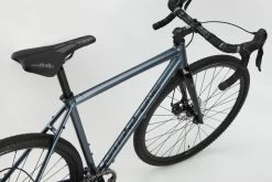 Gridd 2 - Pigeon Blue 12 Gridd 2 - Pigeon Blue -Berg Fahrrad Geschaft IMG 8648 web 1024x683 1