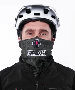 Muc-Off Lightweight Neck Gaiter Halstuch - Grün Punk -Berg Fahrrad Geschaft Web 20751 Lightweight Neck Gaiter Green model 02 2021 1000x1000