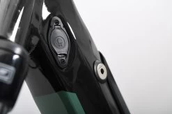 Winora Sinus R8f Tiefeinsteiger - Onyxschwarz 14 Winora Sinus R8f Tiefeinsteiger - Onyxschwarz -Berg Fahrrad Geschaft Winora MY21 Detail Charger Sinus R8 MonotubejHha7u4deL2eR